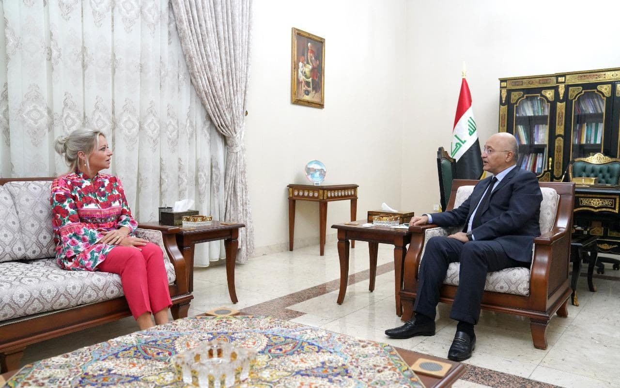 Jeanine Hennis-Plasschaert, Special Representative of the UN Secretary-General for Iraq (left) meets with President of Iraq Barham Salih in Baghdad on October 5, 2020. Photo: UNAMI on Twitter