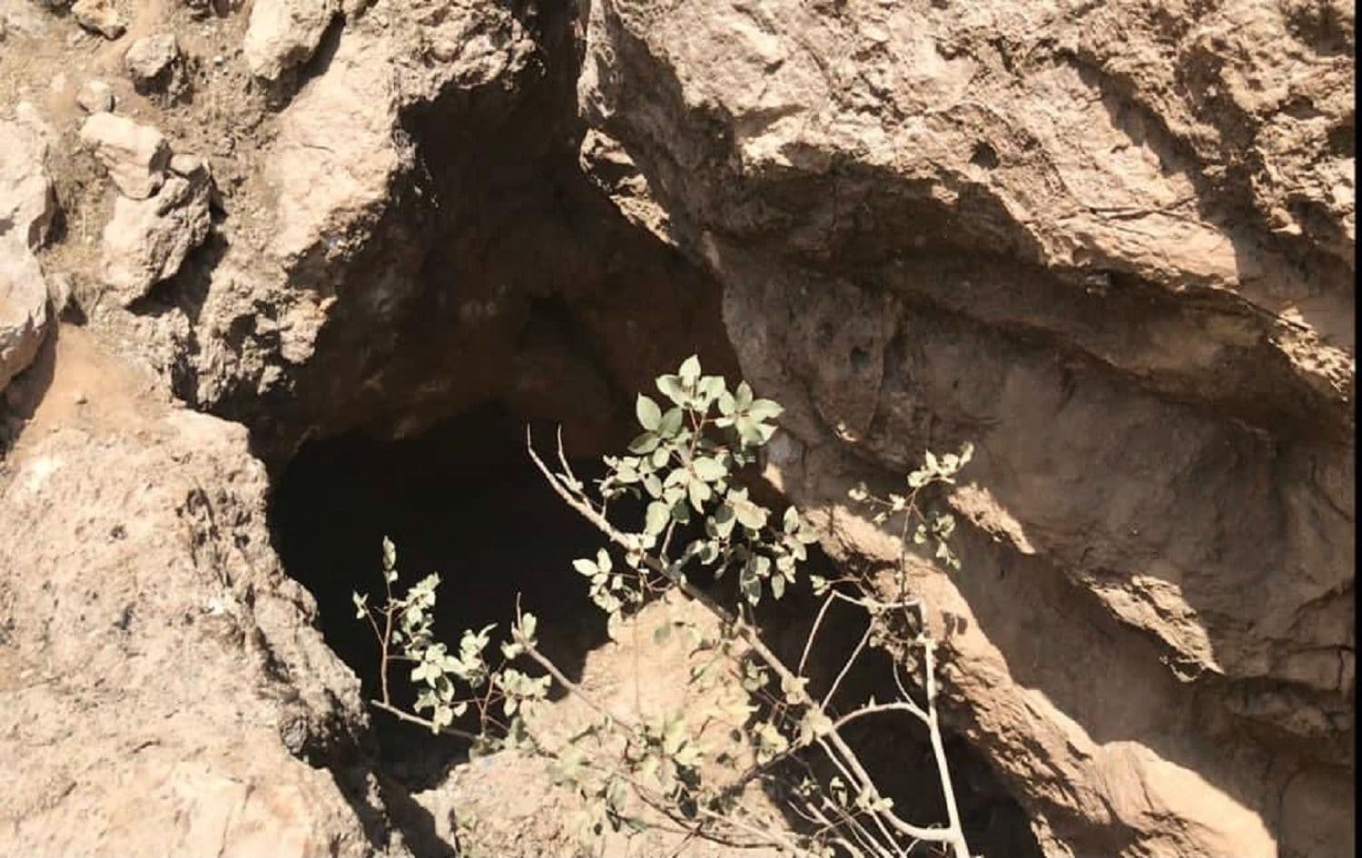 Cave on Qarachogh mountain. Photo: Sirwan Barzani on Twitter