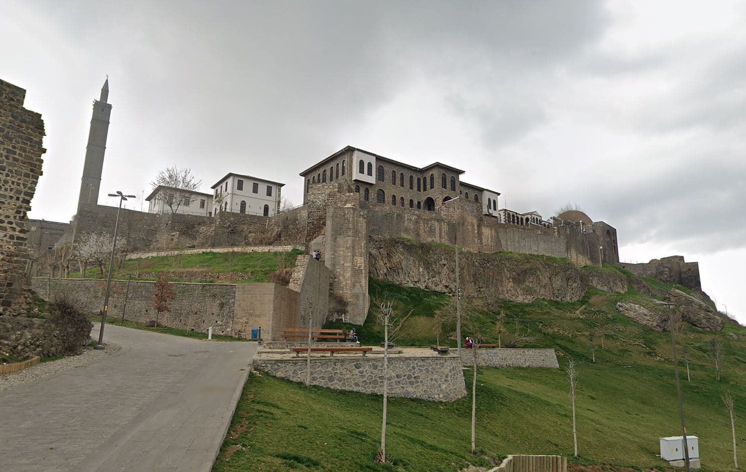 Scholar seeks recognition for tomb of Kurdish dynastic ruler