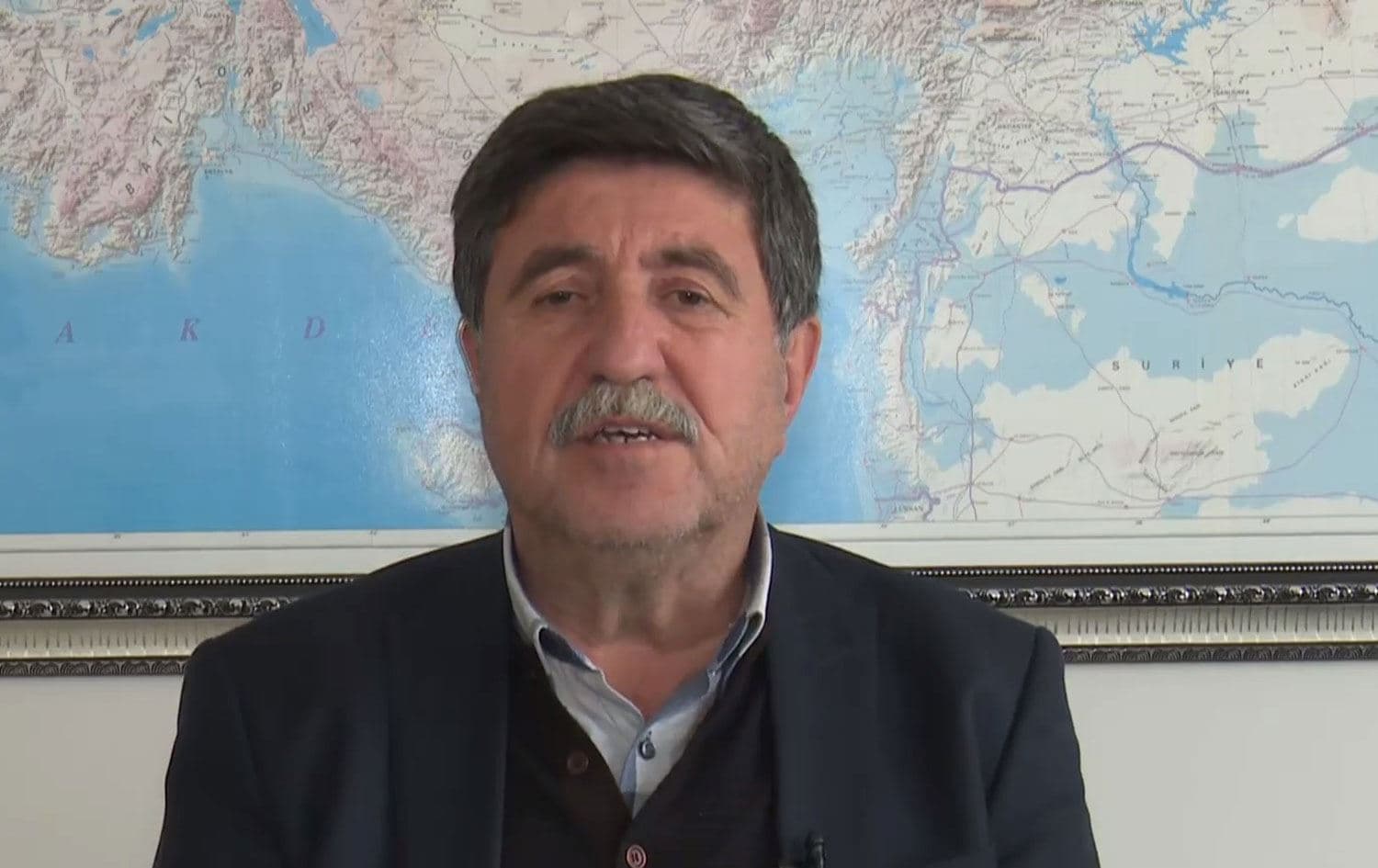 Kürt siyasetçi Altan Tan