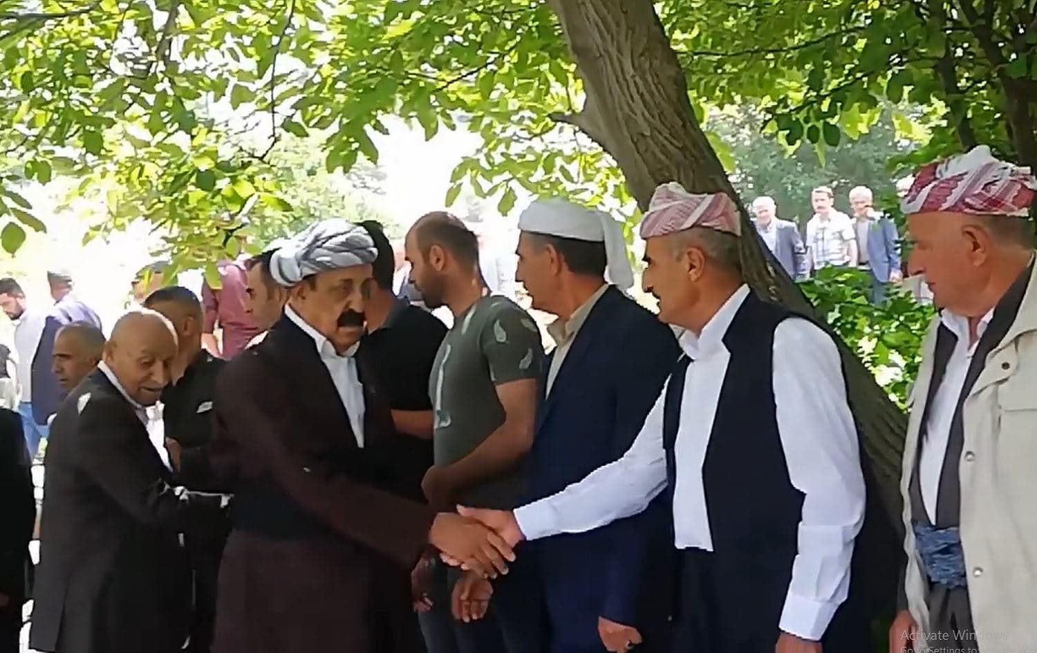 Li Oremarê du malbatên xwîndar li hev hatin
