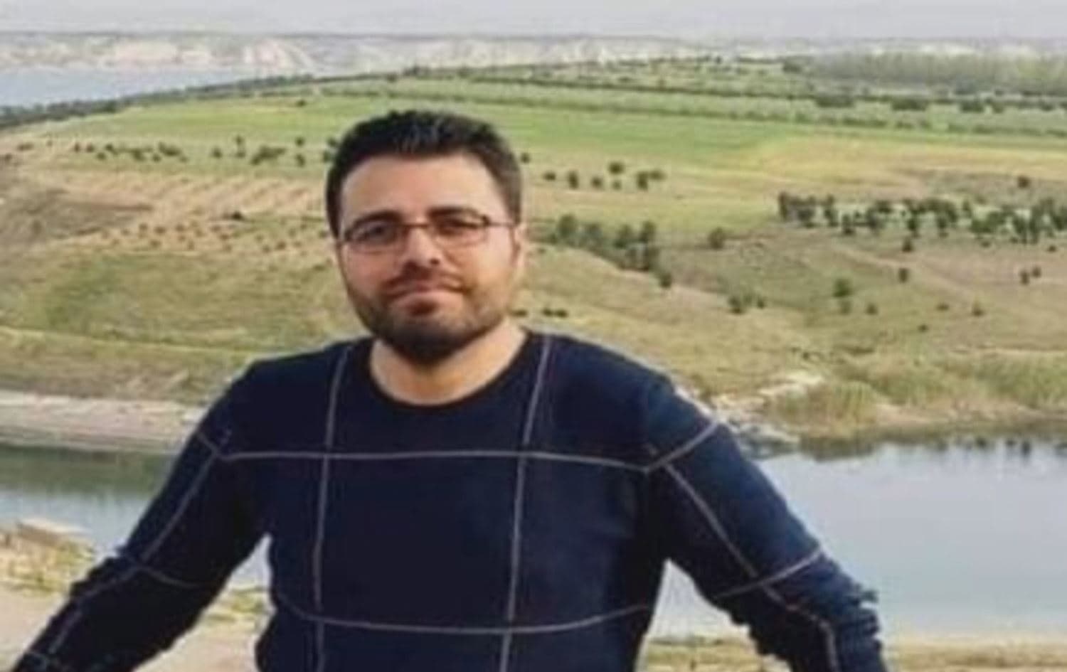 Parêzer Salar Remezan Osman, ji aliyê leşkeran ve bi elektirîkê hatiye îşkecekirin û piştre ji bo aliyê Rojavayê Kurdistanê hatiye avêtin