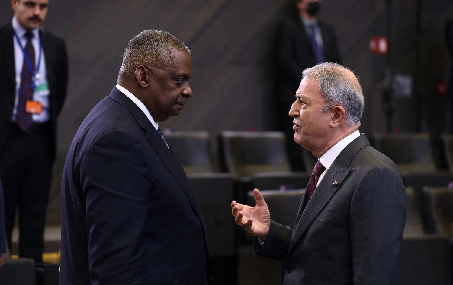 US Secretary of State for Defence Lloyd Austin (left) and Turkish Defence Minister Hulusi Akar (right) speak at a NATO Defence Ministers meeting in Brussels on October 22, 2021. Photo: Kenzo Tribouillard/AFP