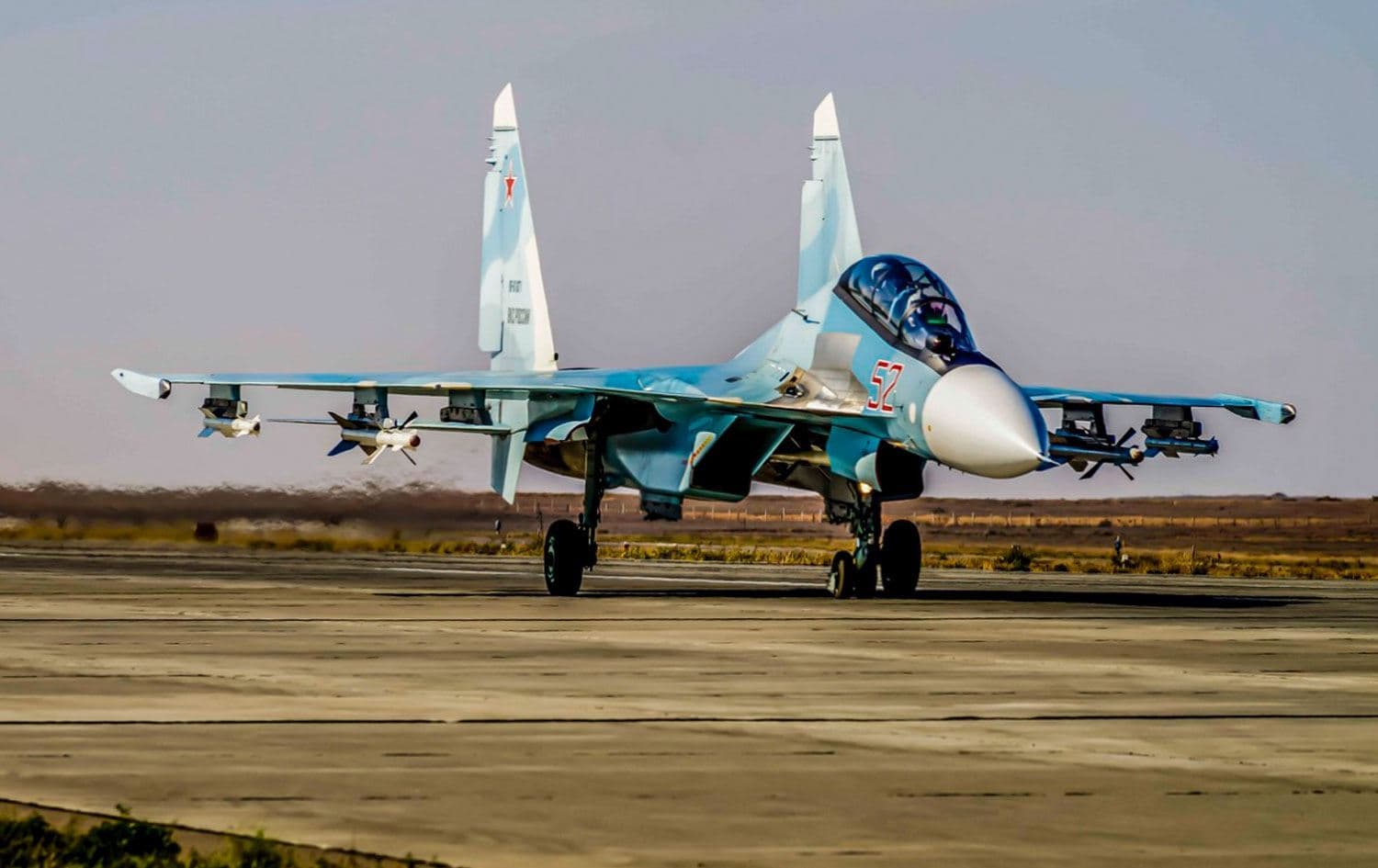 Firokeyeke cengî ya Rûsyayê ya ji corê Su-35. Wêne: Mil.ru / Geopolitiki