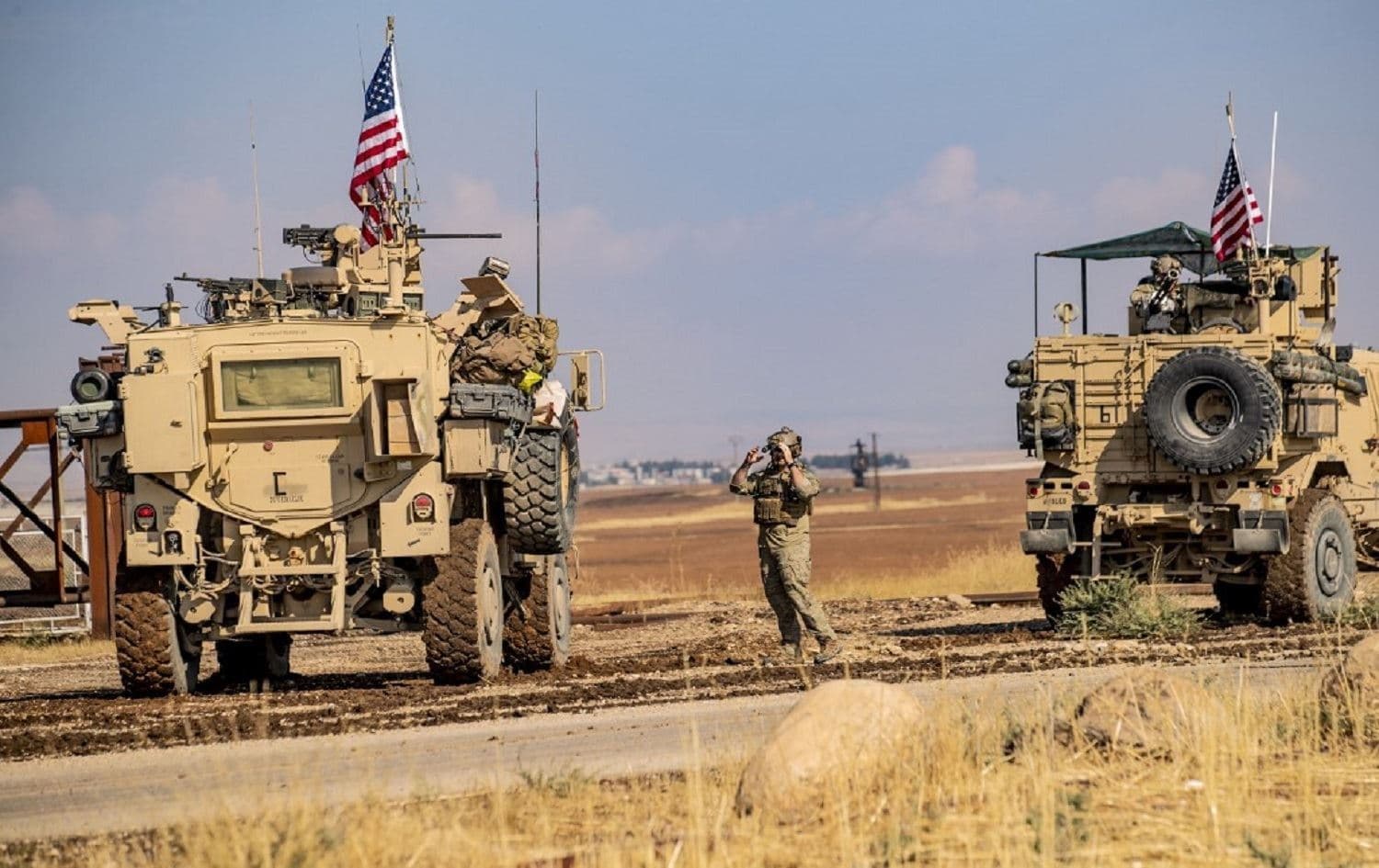 A convoy of US military vehicles drives through the Syrian northeastern town of Qahtaniyah on the border with Turkey on October 31, 2019. Photo: Delil SOULEIMAN / AFP