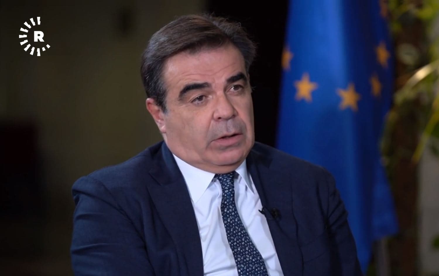 EU official says has evidence Belarus colludes with smugglers