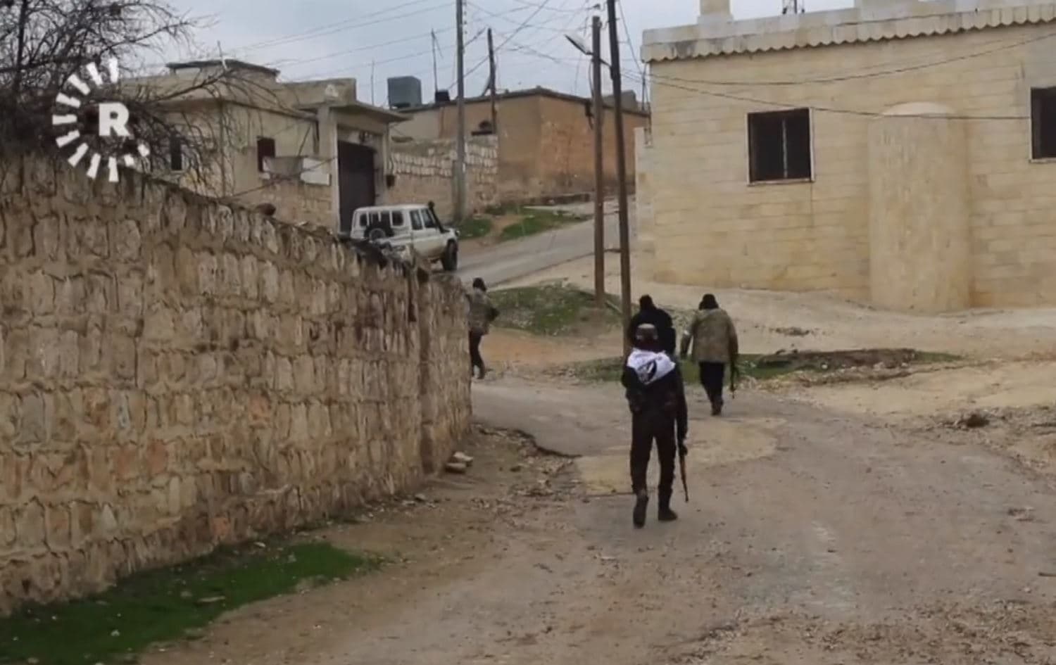Li Efrînê polîsên leşkerî 4 kes revandin