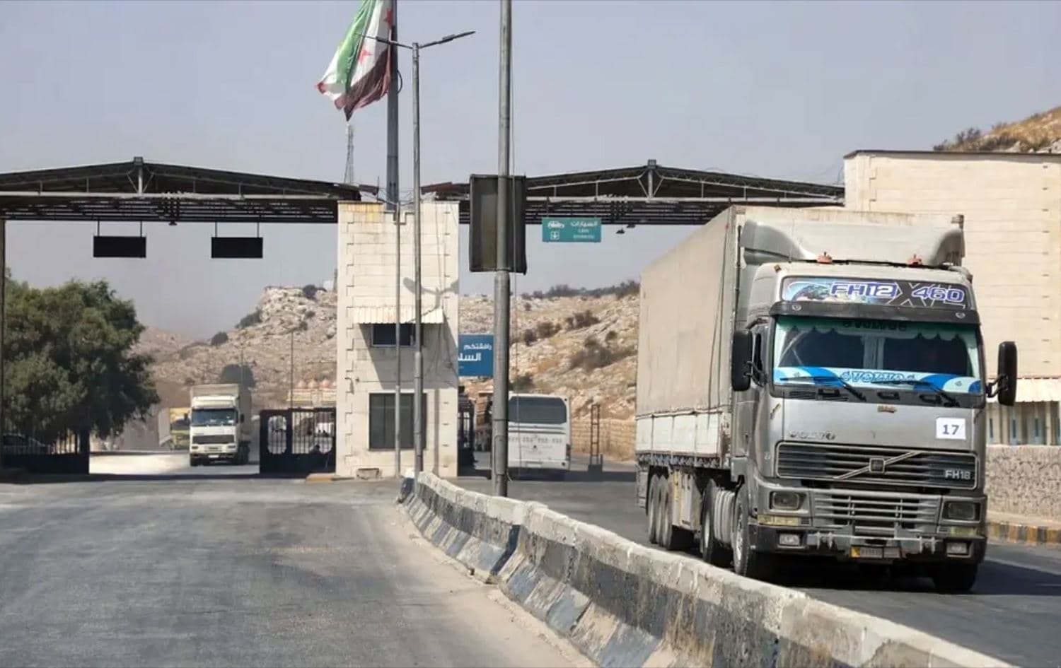 International humanitarian aid trucks cross into Syria’s northwestern Idlib province through the Bab al-Hawa border crossing with Turkey, on September 7, 2020. File Photo: AFP