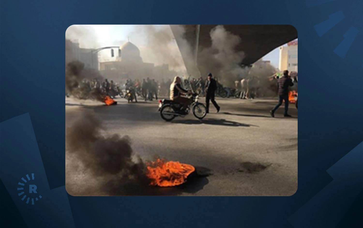 Iranians protest against a fuel-price hike in the central city of Isfahan in November 2019. Photo: AFP