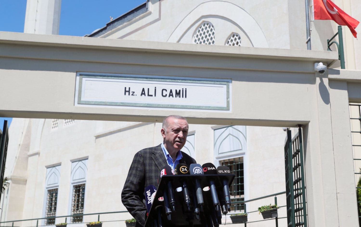  Turkish President Recep Tayyip Erdogan speaks to reporters in Istanbul on May 13, 2022. Photo: AA