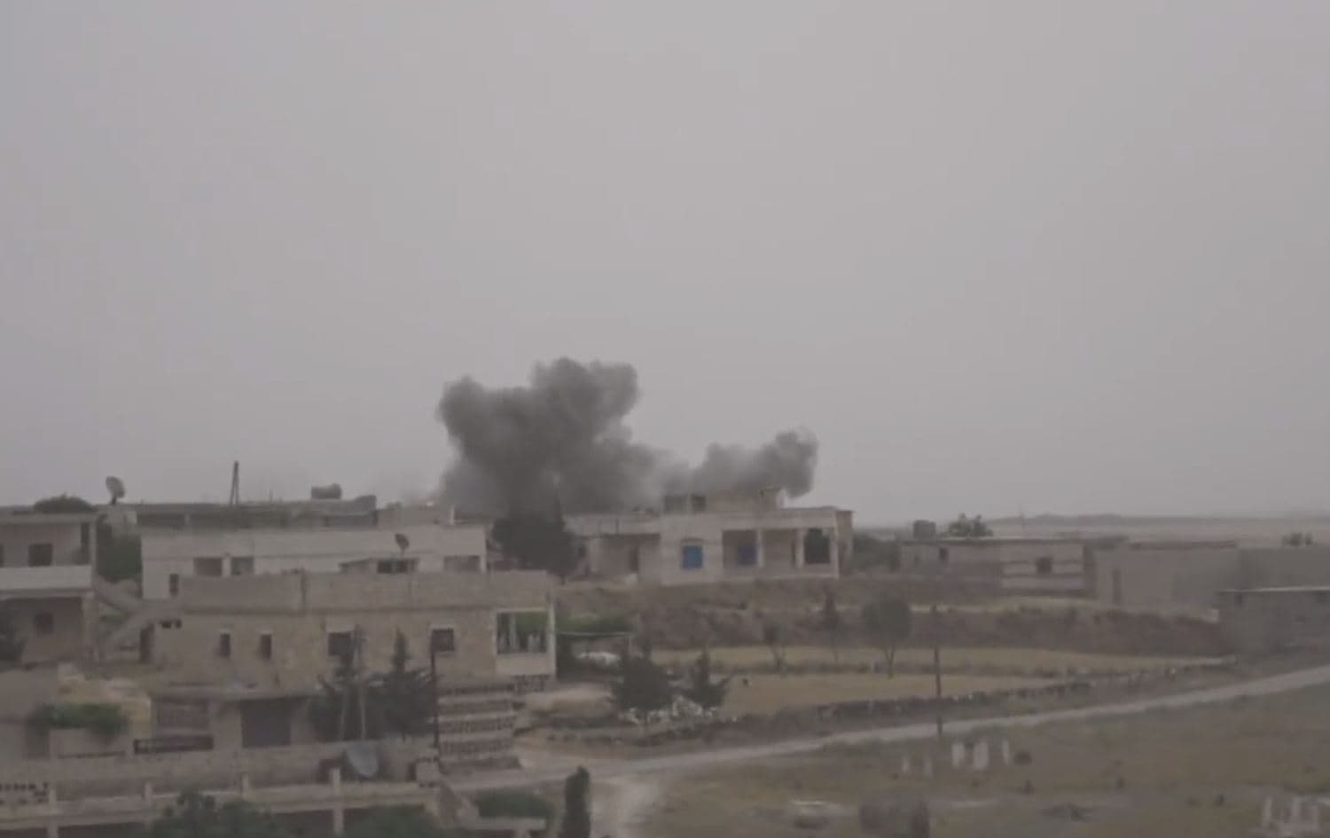 Bombardment in northwest Syria's Afrin on June 3, 2022. Photo: screenshot/Farhad Shami/Twitter