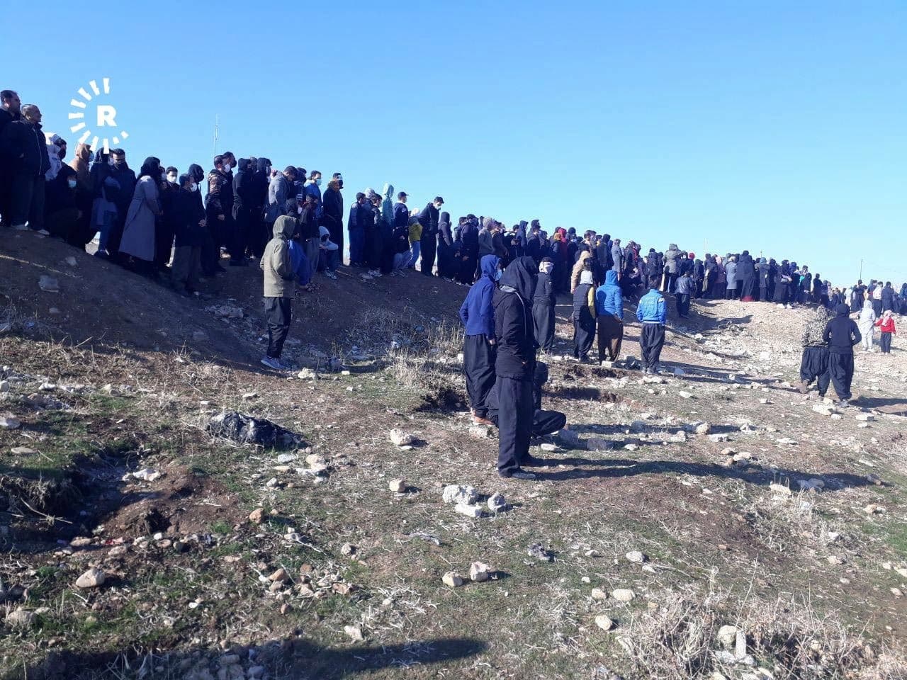 Kurdish protesters and mourners shouted death to the dictator in the town of Javanrud in western Iran on December 31, 2022. Photo: Rudaw