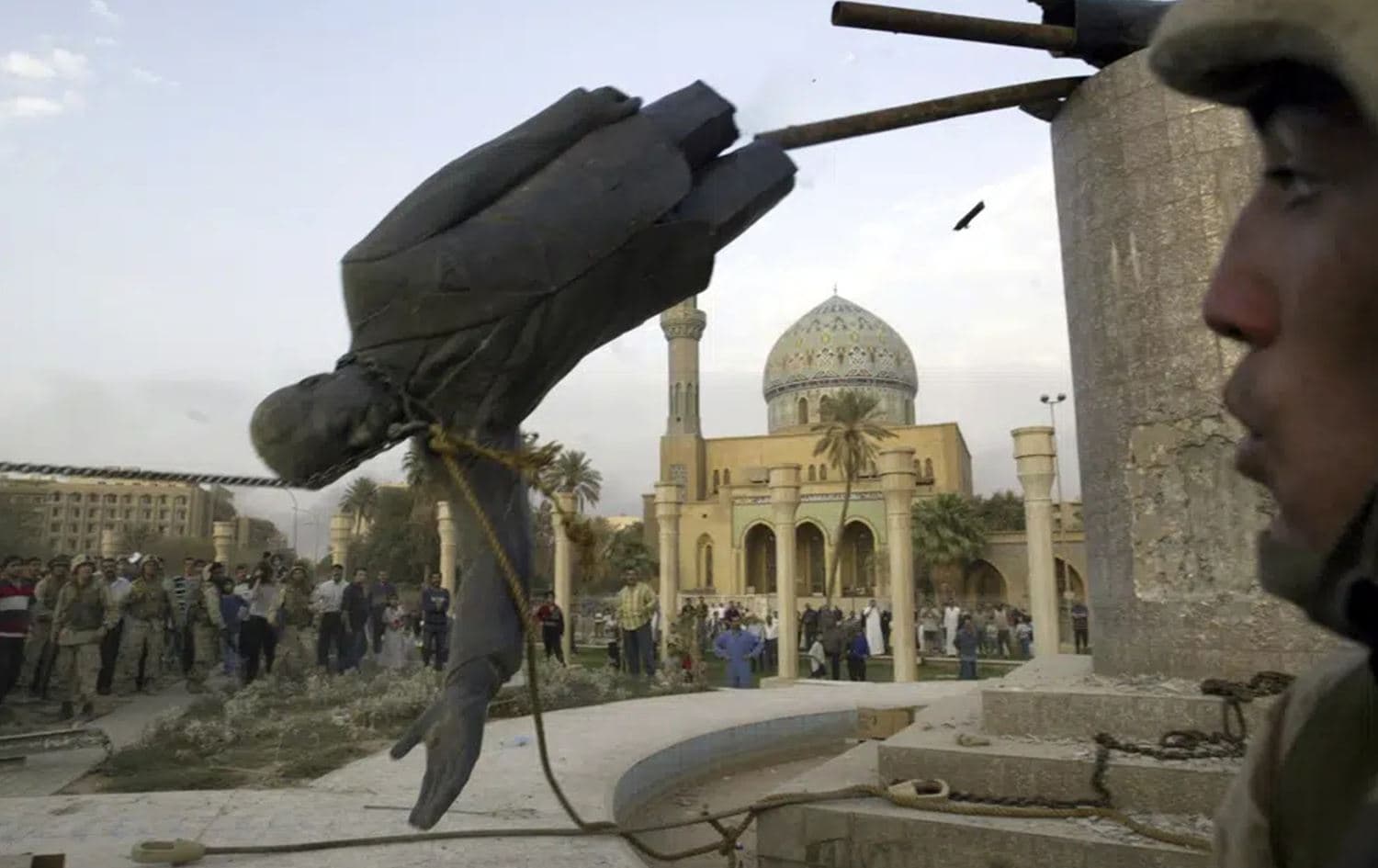 Once everywhere, Saddam’s image scrubbed from Baghdad