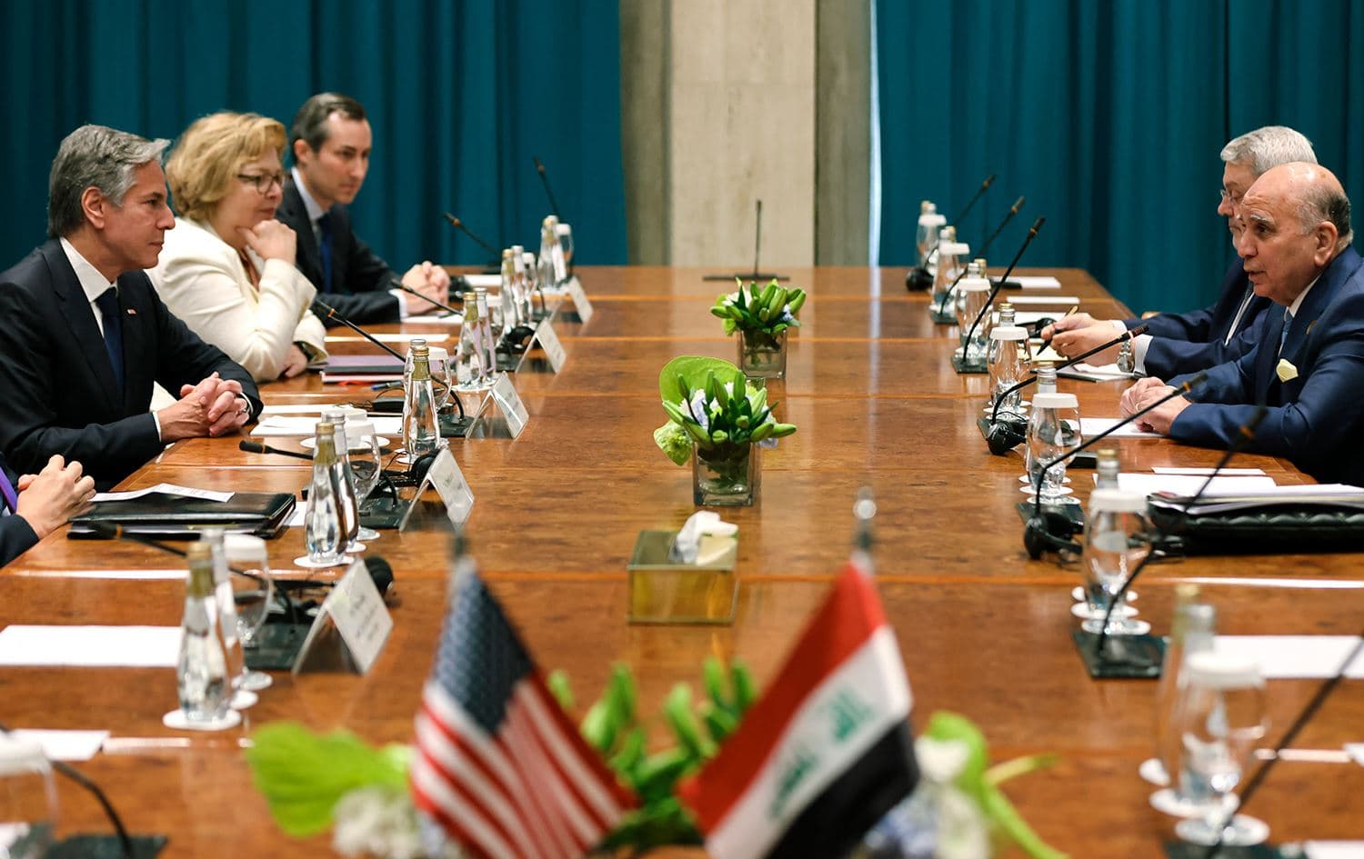 Iraqi Foreign Minister Fuad Hussein (R) attends a bilateral talk with US Secretary of State Antony Blinken, during the ministerial meeting for the Global Coalition to Defeat IS (Islamic State group), in Riyadh, Saudi Arabia, on June 8, 2023. Photo: Ahmed Yosri/Pool/AFP