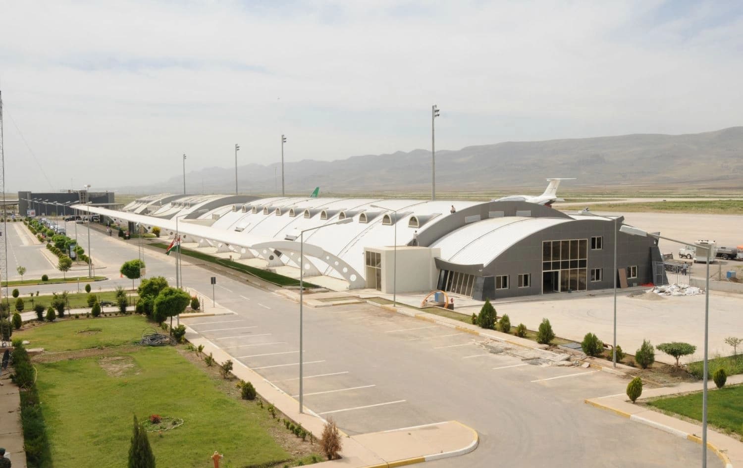دیمەنێکی فڕۆکەخانەی سلێمانی