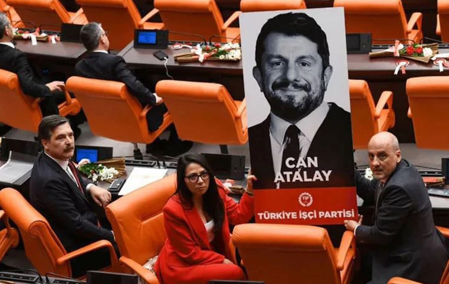 TİP Milletvekilleri Can Atalay'ın serbest bırakılması için Meclis'te eylem yapmıştı. / AA