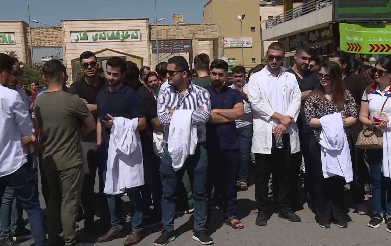 Junior doctors protest in front of Shar hospital in Sulaimani over unpaid wages on August 1, 2023. Photo: Rudaw/screengrab