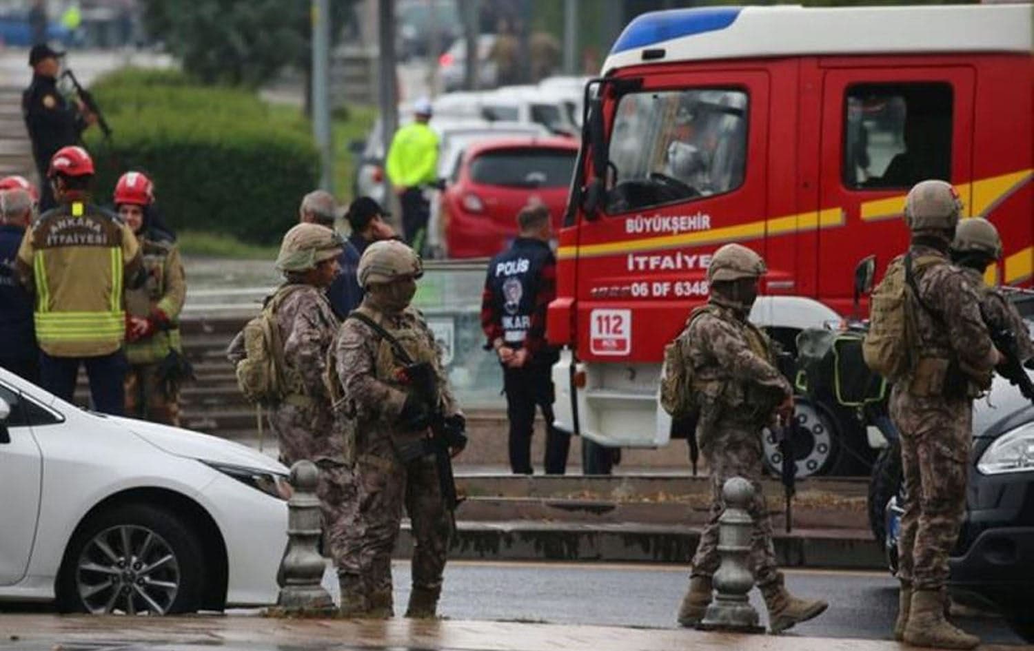 Members of Turkish Police Special Forces secure the area near the Interior Ministry following a bomb attack in Ankara, on October 1, 2023. Photo: AFP