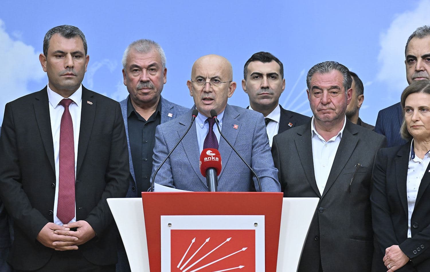 50'yi aşkın il başkaı Kemal Kılıçdaroğlu'na destk verdi. / AA