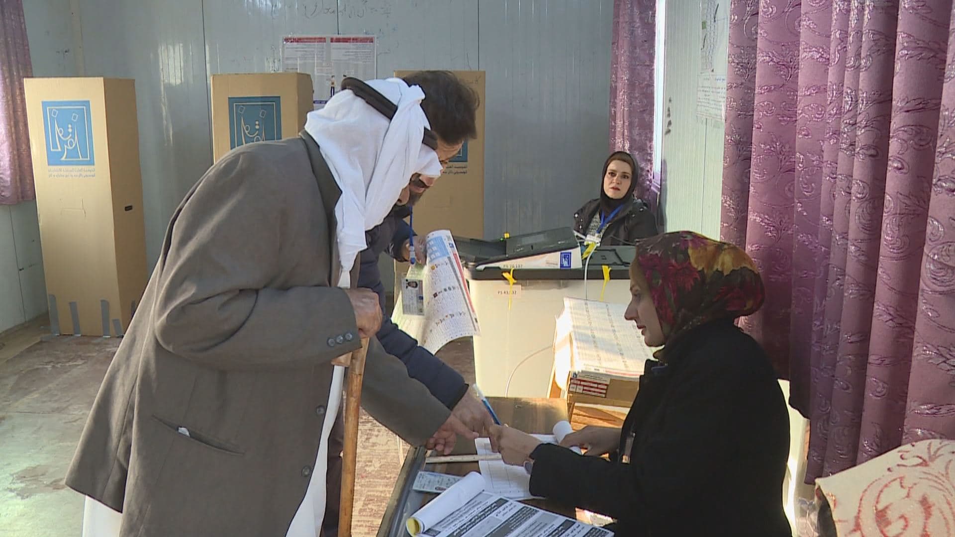 لە کەمپێکی ئاوارەکان لە هەولێر هیچ کەسێک نەیتوانی دەنگ بدات 