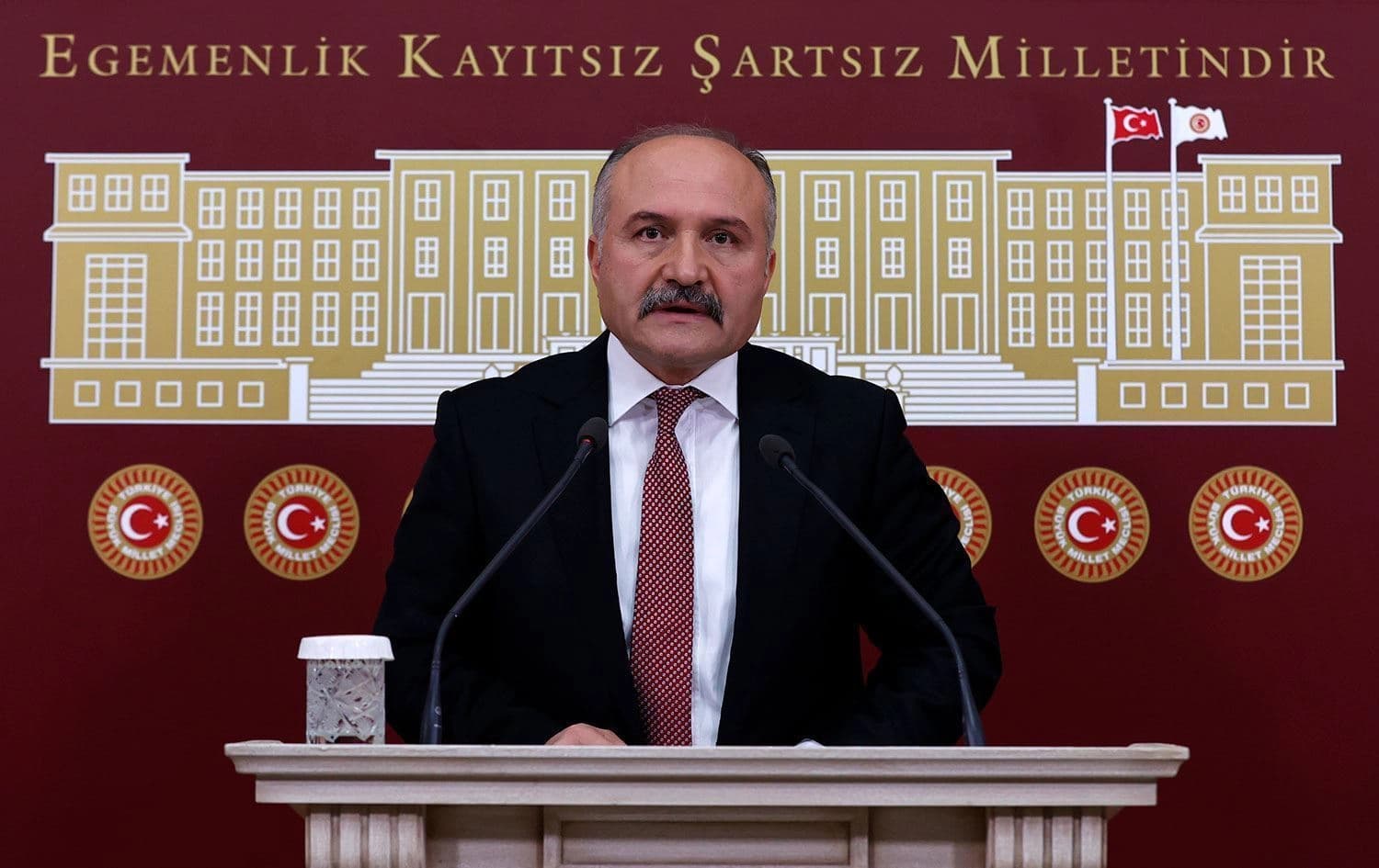İYİ Parti Grup Başkanvekili Erhan Usta