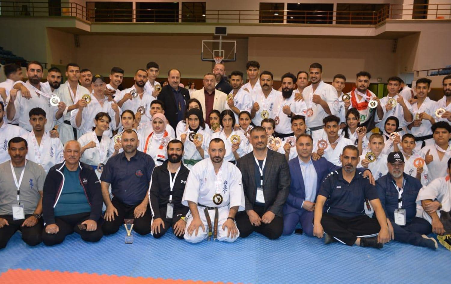 منتخب العراق الفائز ببطولة العرب بالكيوكوشنكاي