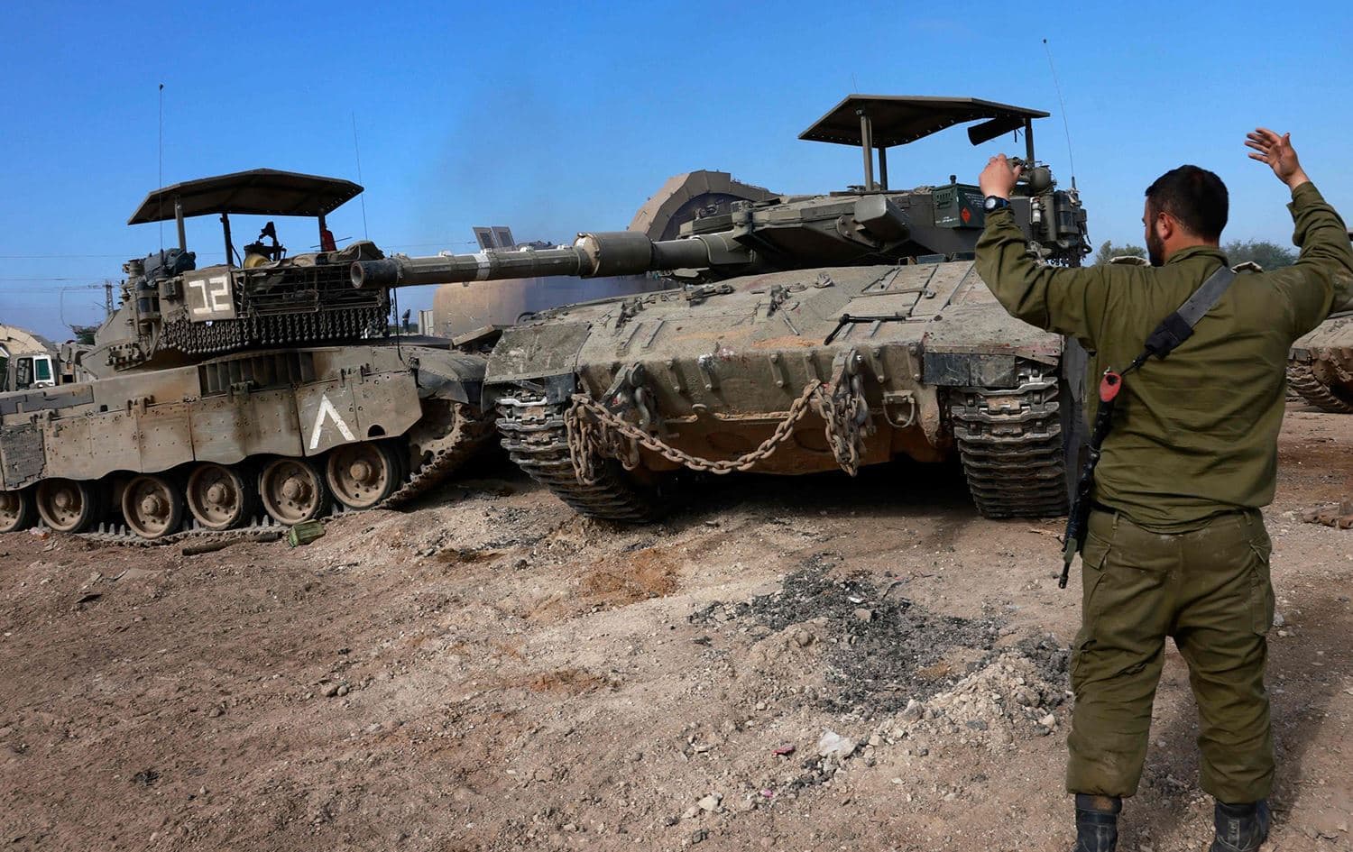 Gazze yakınındaki İsrail ordusuna ait tanklar Foto: AFP