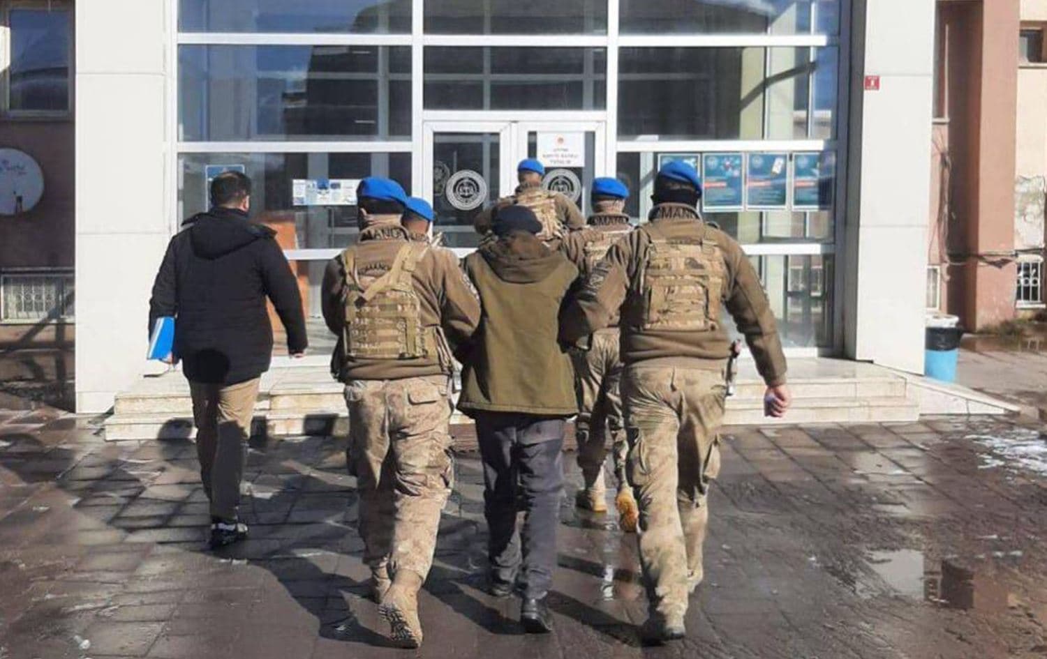 Li Colemêrgê bi hinceta PKKyê 2 kes hatin girtin/Wêne: AA