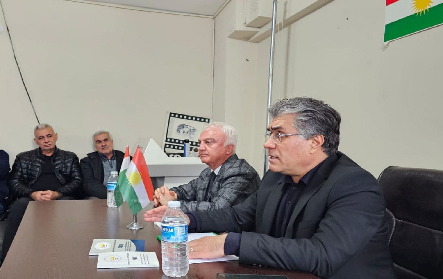 Serokê PWKyê Mustafa Ozçelîk li Stanbolê semînerek li dar xist