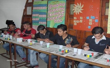 خانەكانی نەوجەوانان یاسا پێشێل دەكەن