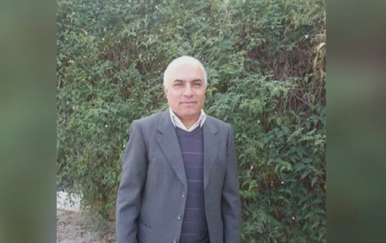 Ekrem Hisên duh derdora saet 11:00an piştî ku ji mal derketiye venegeriyaye.