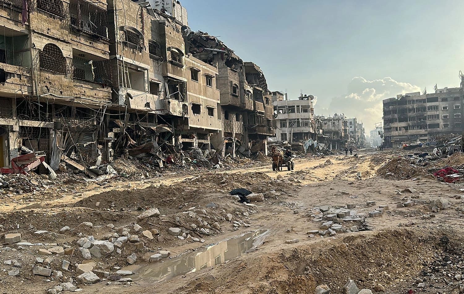İsrail saldırılarının ardından son harabeye dönen Gazze. / AA