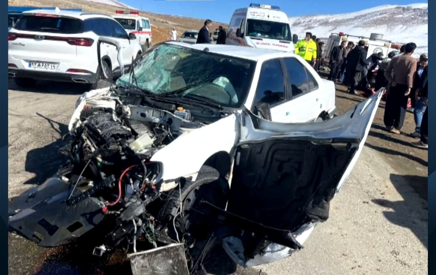 Li Kirmaşanê 3 otomobîl li hev qelibîn: 2 kesan canê xwe ji dest da