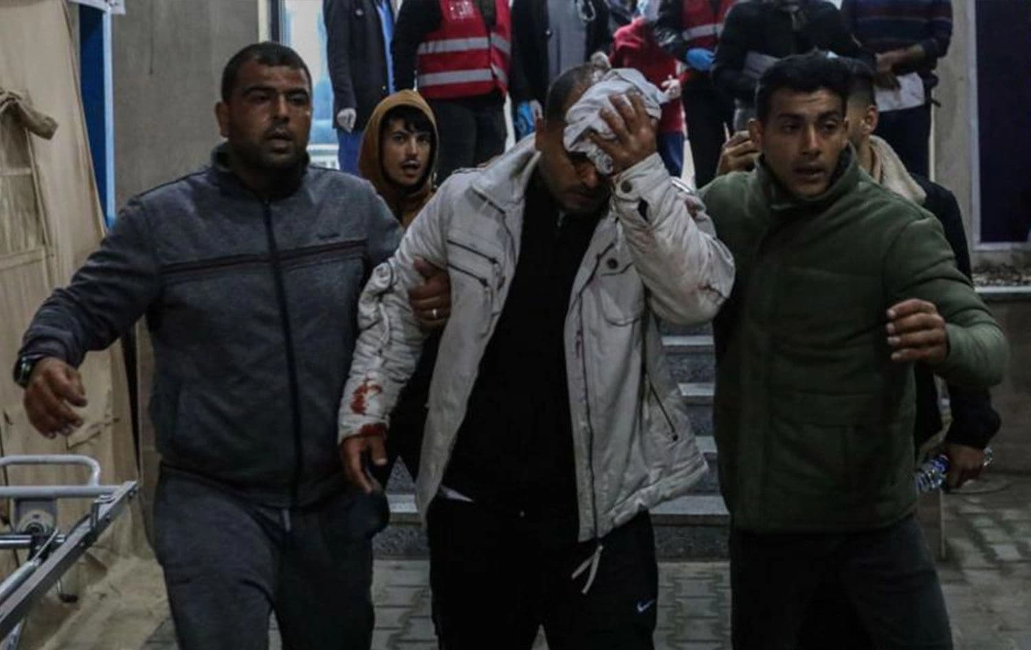 Kuveyt Hastanesi'ne getirilen yaralılar Foto: Getty Images