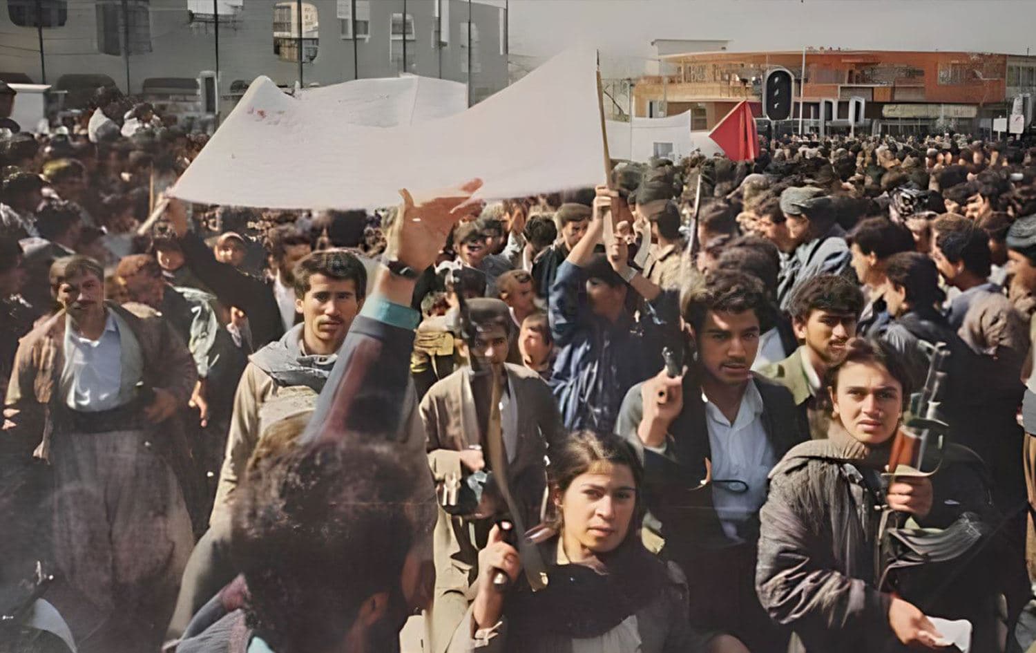 Raperin'den tarihi bir foto 