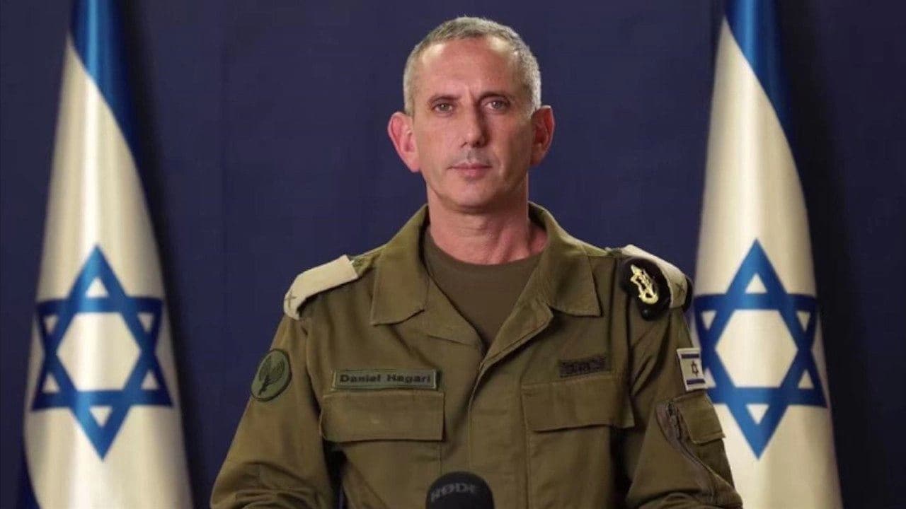 Berdevkê artêşa Îsraîlê Daniel Hagarî 