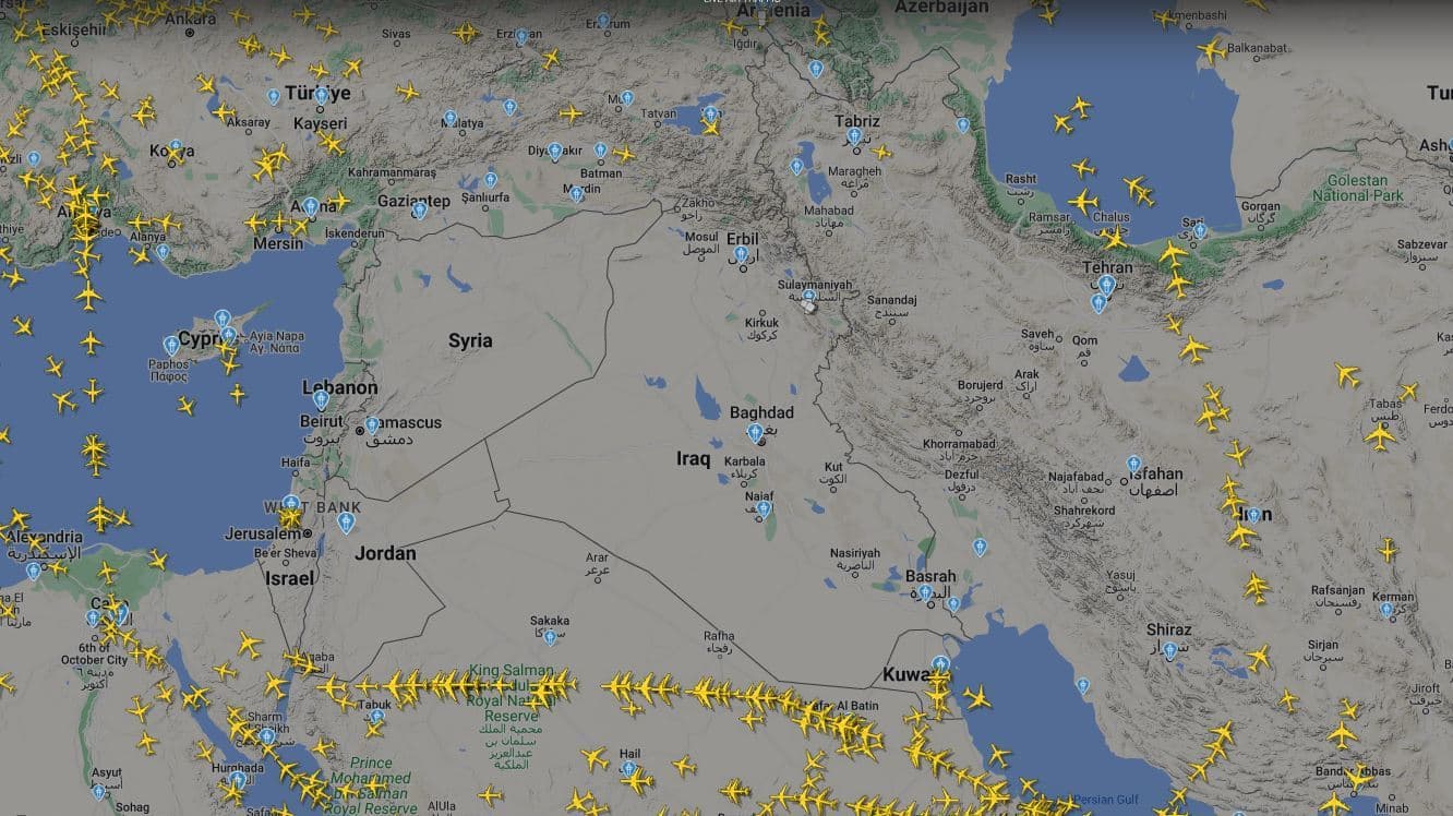 هاتووچۆی فڕۆکە بە ئاسمانی ناوچەکەوە، کاژێر 09:30ـی بەیانیی 14-4-2024، نەخشە: flightradar24