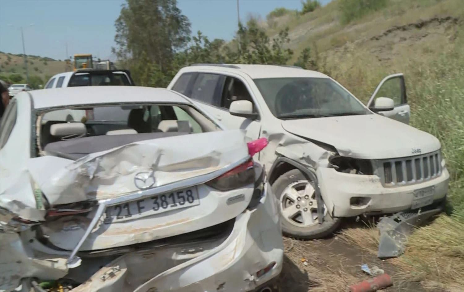 Two cars damaged in the chain collision on the Sulaimani-Dukan road on April 26, 2024. Photo: Rudaw