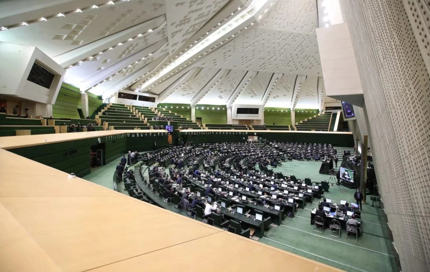 وێنەیەکی ئەرشیڤیی پەرلەمانی ئێران