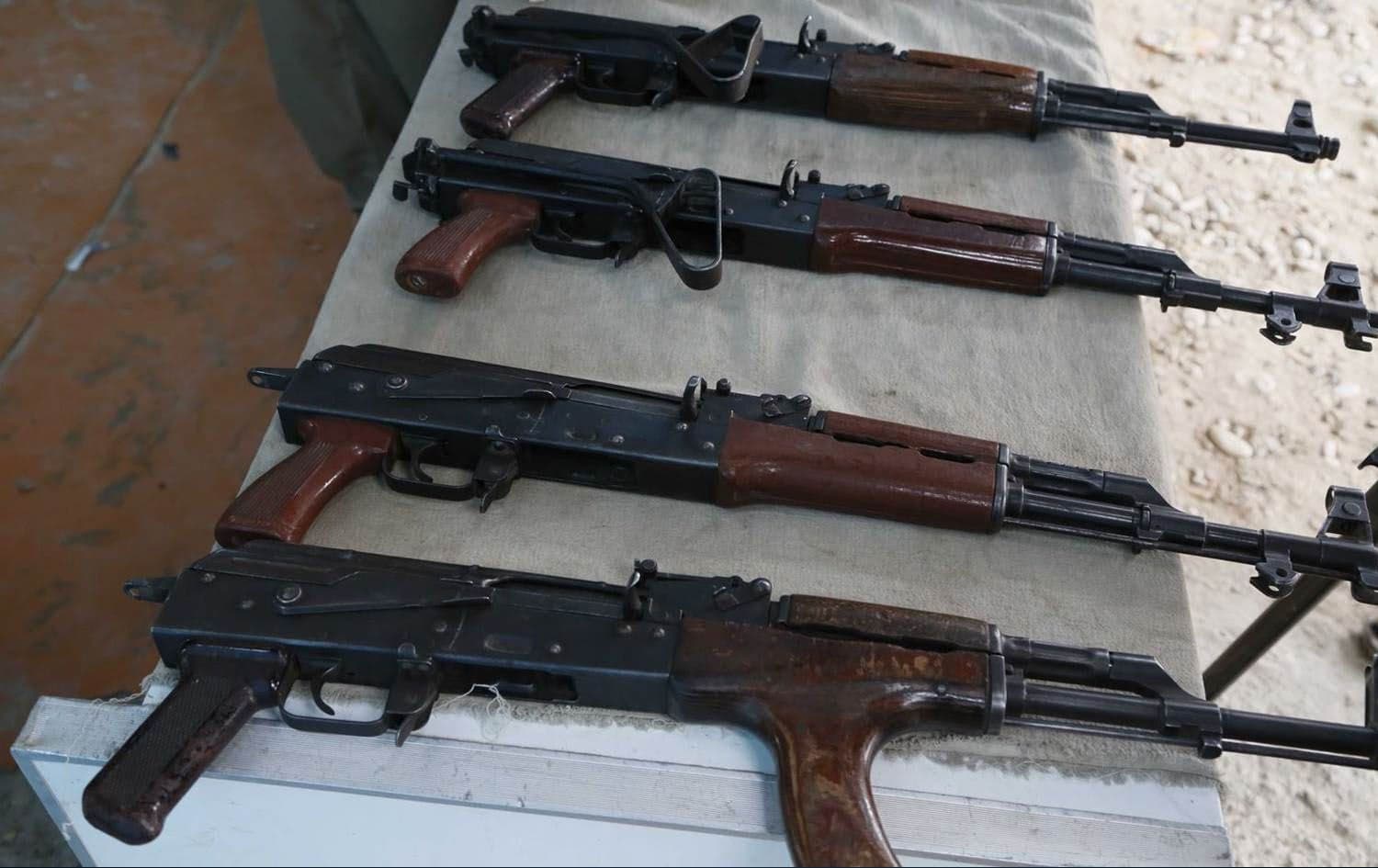 Weapons are for sale in an Erbil gun market. File photo: Rudaw