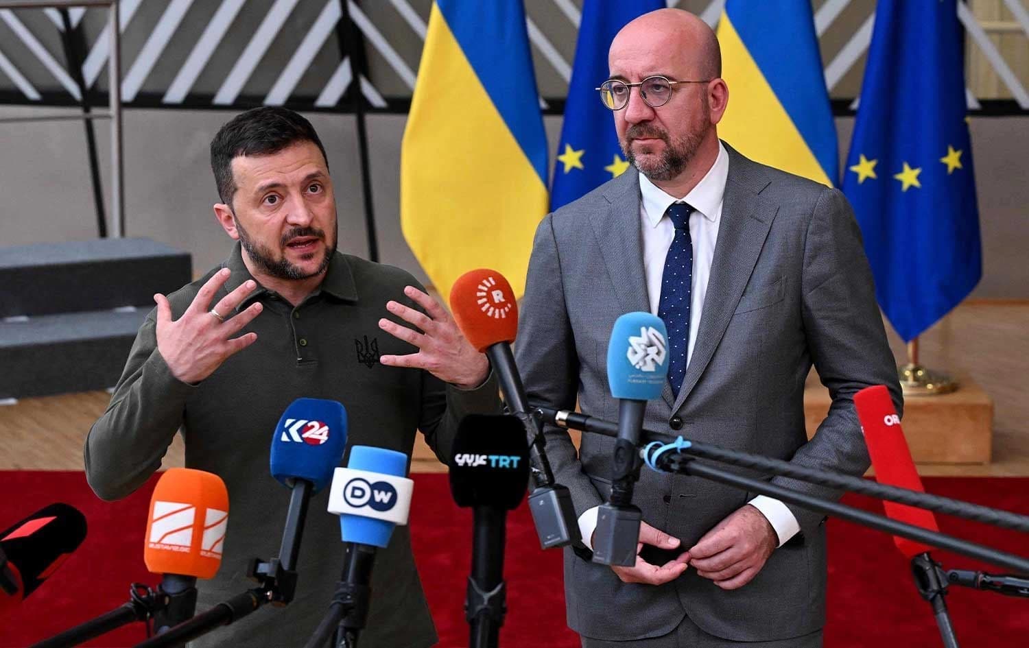 Zelenskiy (solda) ve Michel görüşmelerinin ardından ortak basın toplantısı düzenledi.