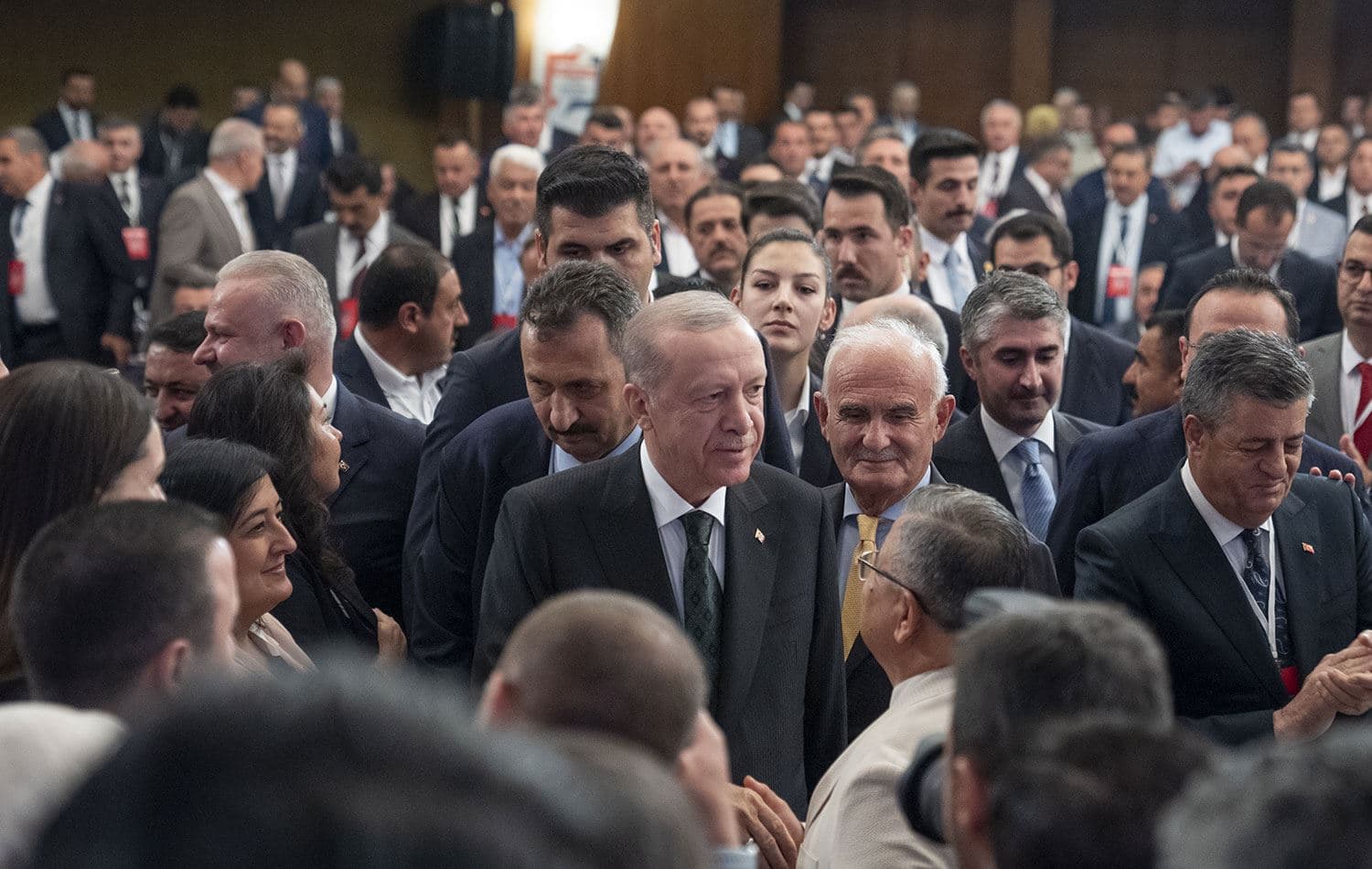 Türkiye Cumhurbaşkanı Erdoğan, partisinin Yerel Yönetimler İstişare ve Değerlendirme Toplantısı'na katıldı. / AA