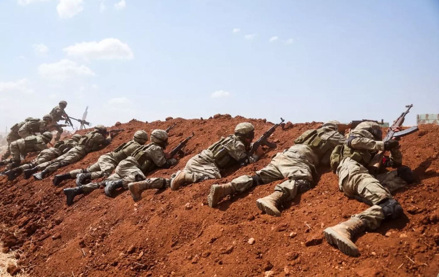 Turkey-backed Syrian fighters take part in a military drill near Marea in the rebel-controlled northern part of Syria's Aleppo province on August 29, 2023. Photo: AFP