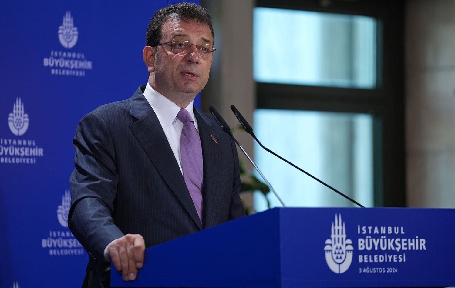 İBB Başkanı Ekrem İmamoğlu Saraçhane'deki belediye yerleşkesinde basın toplantısı düzenledi. / AA