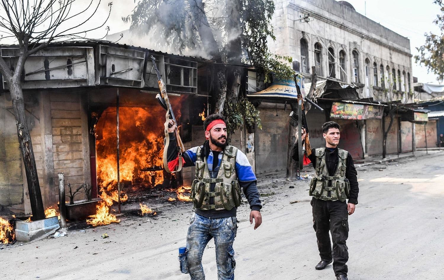 Çekdaran pişt li cotkarên Efrînî şikandiye: Bac û hey bac!