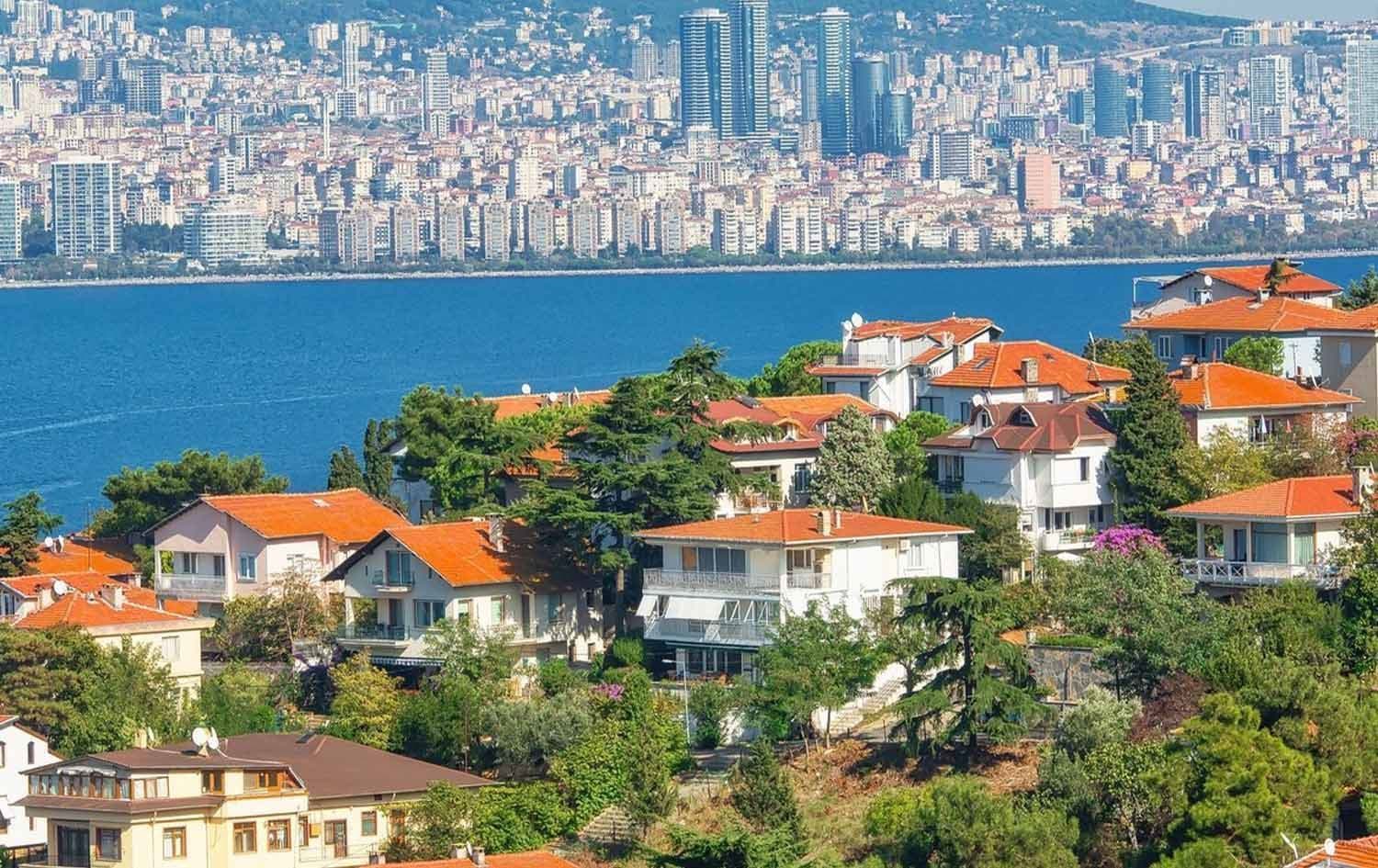 دیمەنێکی گشتیی ئیستەنبووڵ