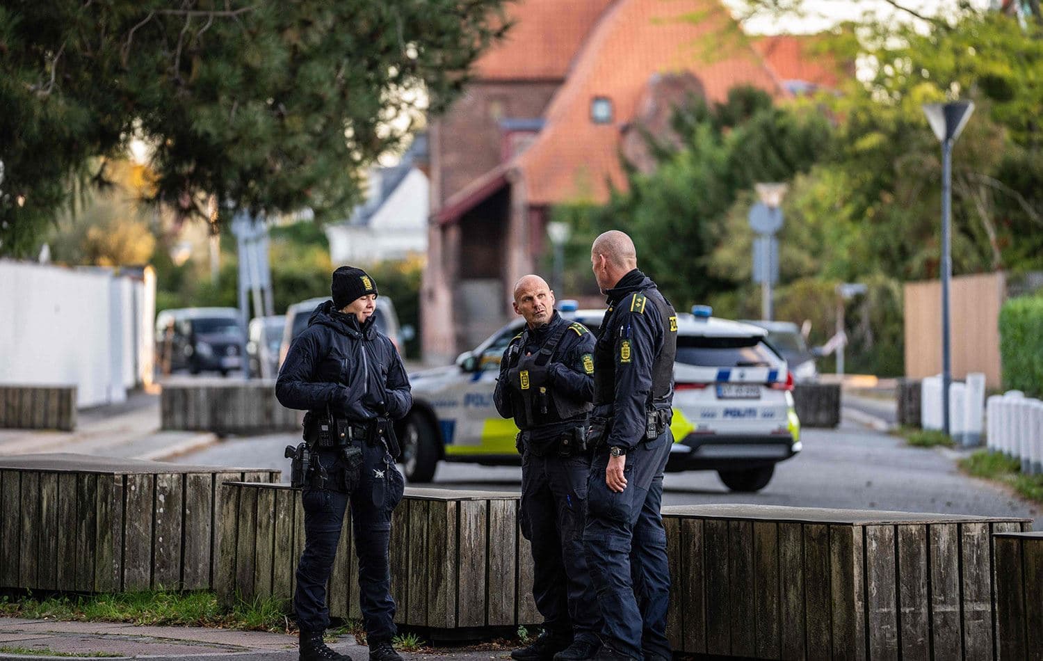 Danimarka polisi, başkent Kopenhag'daki İsrail büyükelçiliği yakınlarındaki bir alanda meydana gelen iki patlamayı araştırdıklarını söyledi. / Foto: Emil Nicolai Helms / Rıtzau Scanpıx / AFP