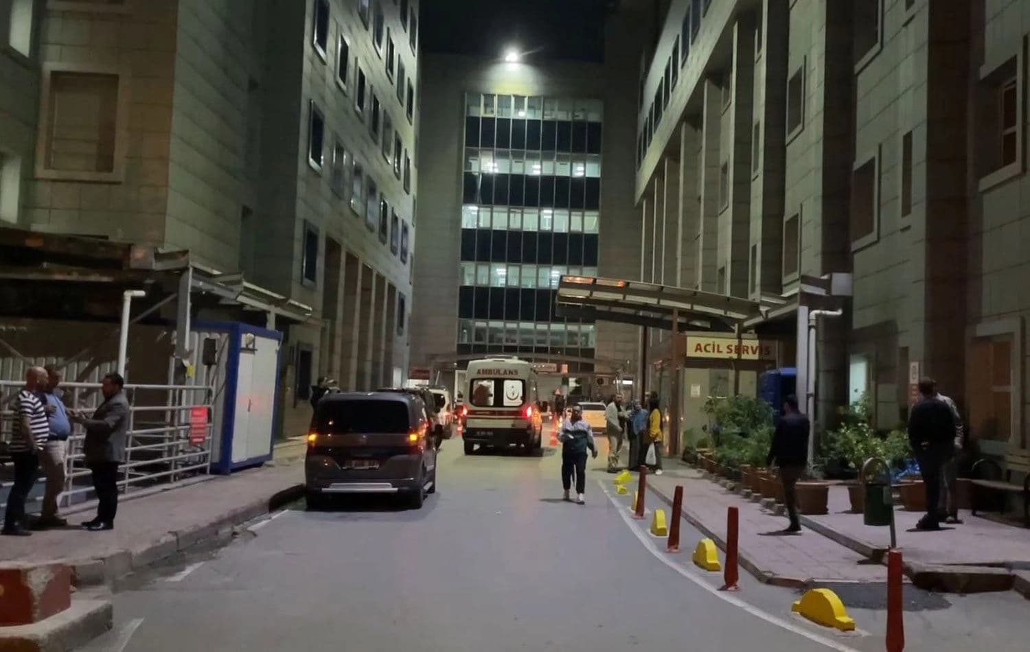 Sağlık ekiplerince Bursa Yüksek İhtisas Eğitim ve Araştırma Hastanesine kaldırılan H.B, müdahaleye rağmen kurtarılamadı. /Foto: AA