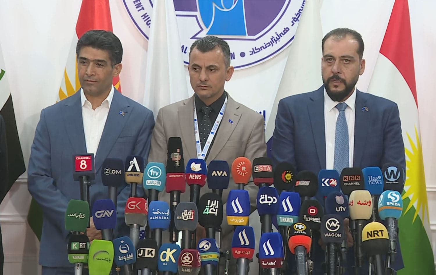 Aisar Yassin, a spokesperson for the Iraqi Independent High Electoral Commission (IHEC) [center], speaking during a press conference in Erbil on October 20, 2024. Photo: Rudaw/screengrab
