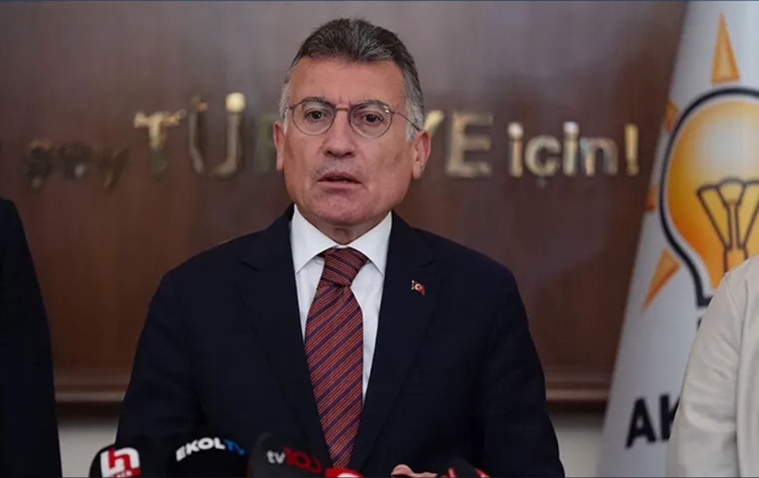 Arîkarê Serokwekîlê Koma AK Partiyê Abdullah Guler / Wêne: AA